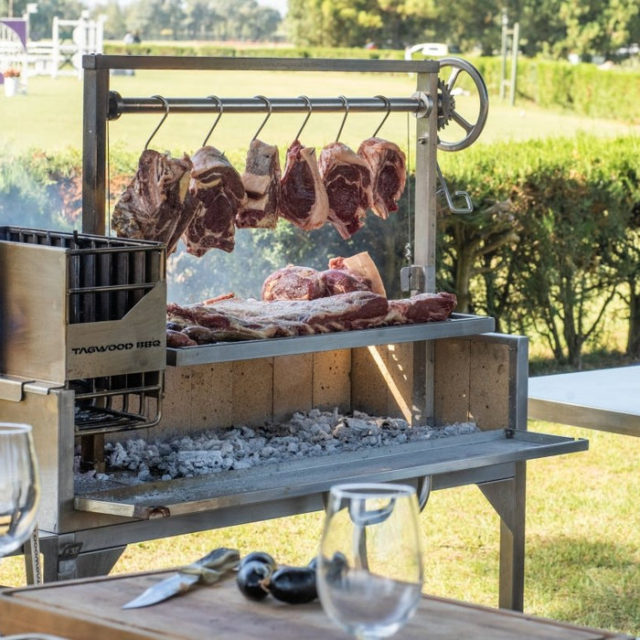 The History and Benefits of a Gaucho Grill: A Guide for Outdoor Grilling Enthusiasts - Stono Outdoor Living